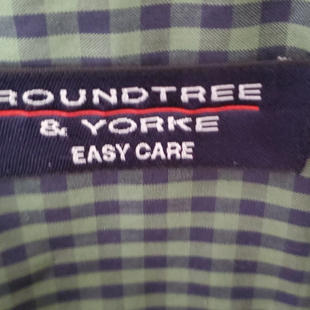 Roundtree & Yorke long sleeve shirt - Picture 5 of 8